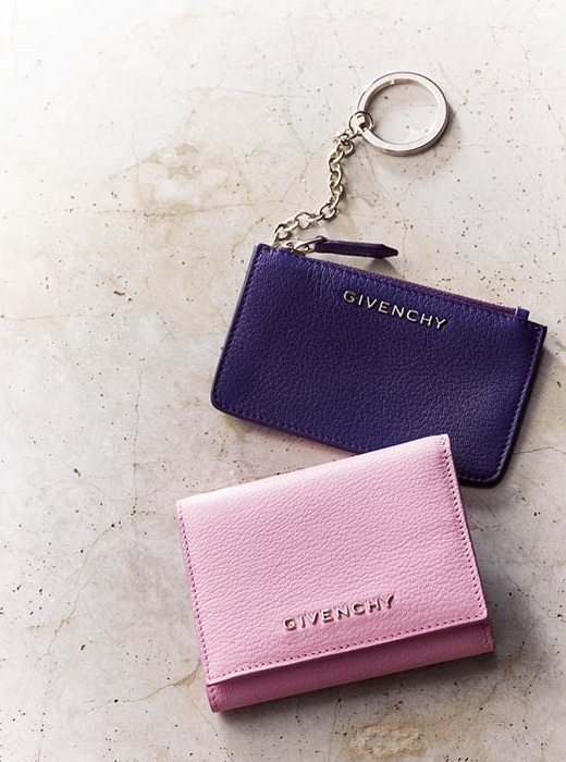 ジバンシィ×ピンクのミニ財布