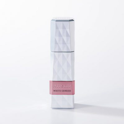 今すぐ消したい シミの隠し方 15選 気になるシミは隠す 小さくする コスメ 美白化粧品 サプリなど Oggi Jp Oggi Jp