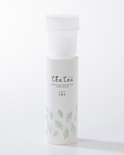 ふきとり化粧水で肌の明るさもワントーンアップ「teatea」
