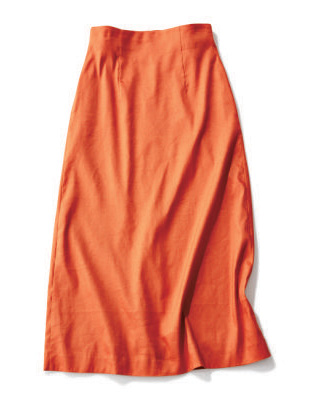 オレンジのタイトめスカート