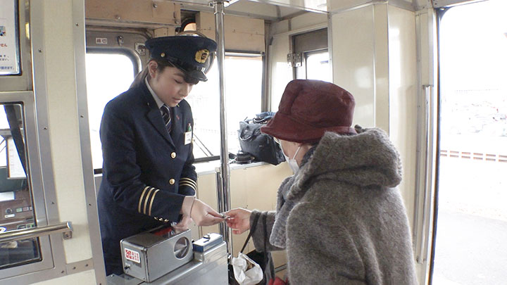 三陸鉄道運転士・宇都宮聖花さん