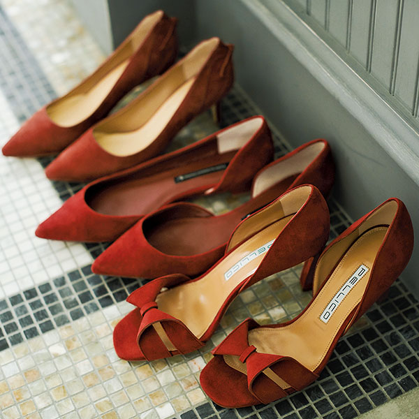 赤みブラウン　靴