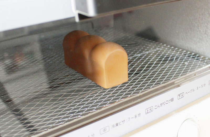 陶磁器製のトーストスチーマー