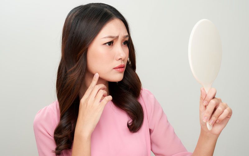 顔のうぶ毛 がメイク崩れの原因に 自宅でする 顔剃り のポイントって Oggi Jp