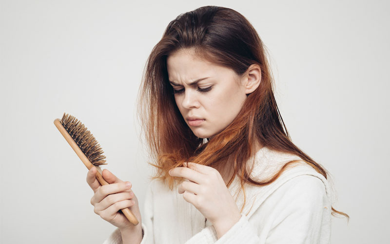 日々の習慣が切れ毛の原因である「アミノ酸不足」を促しているかも