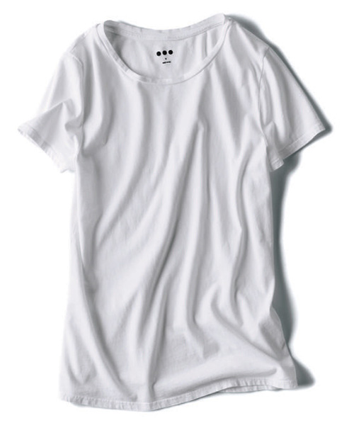 おすすめの無地tシャツ コーデ14選 定番の白や人気ブランドをかわいく Oggi Jp