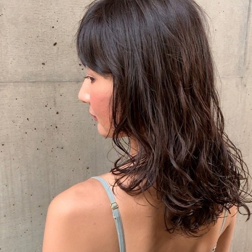 夏 最新 おすすめパーマヘアの髪型カタログ選 レングス別にご紹介 Oggi Jp