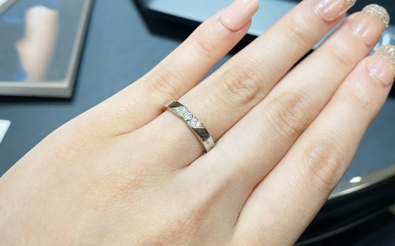 【ヴァン クリーフ＆アーペル】にて婚約・結婚指輪探し！ 憧れの形から新作まで♡ | Oggi.jp