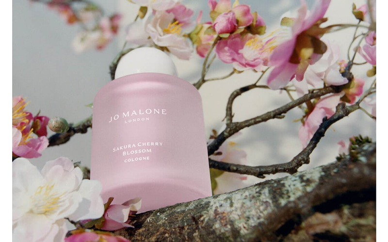 【ジョー マローン ロンドン】日本の春を表現した香り「サクラ チェリー ブロッサム」を発売、2サイズのコロンと初登場のヘアミストを展開