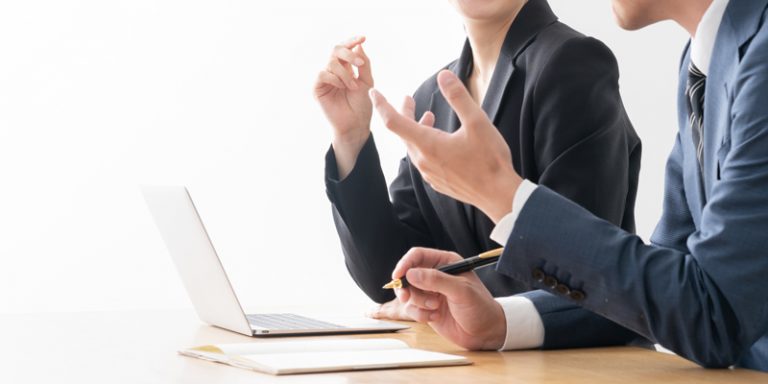 弊社と当社、御社と貴社はどう違う? 使い分け方と例文を解説 | Oggi.jp弊社と当社はどう違う?正しい使い方とメールの例文を解説