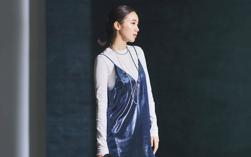 9 1のコーデ キャミワンピは初秋も活躍 長袖 デニムに合わせて正解 Oggi Jp