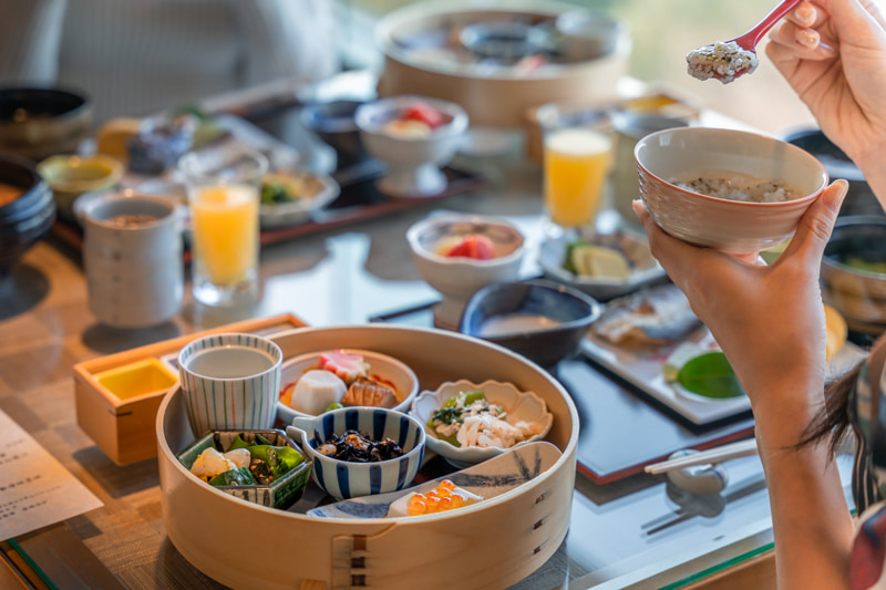 志摩観光ホテル ザ ベイスイートの朝食の様子