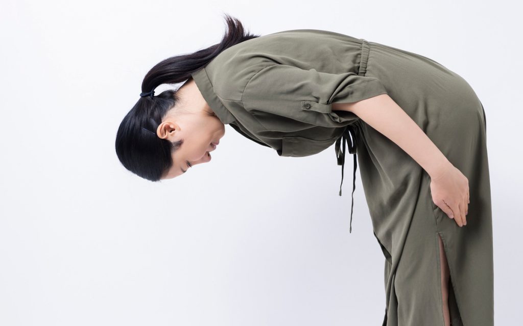 謝る時に使う適切な敬語とは? 使ってはいけない表現や丁寧な謝り方 | Oggi.jp
