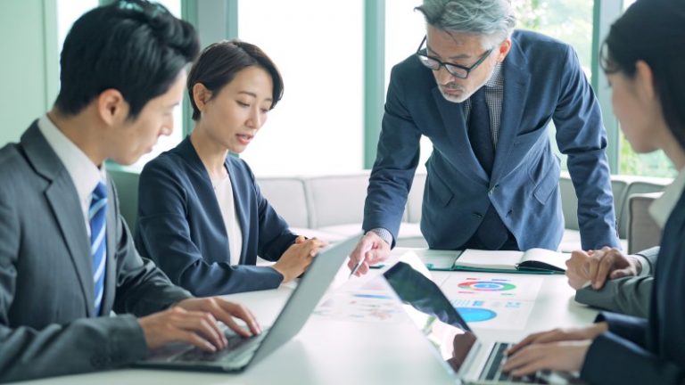 「訓戒」の意味とは? 企業の懲戒処分の種類や「訓告」との違いを解説 | Oggi.jp