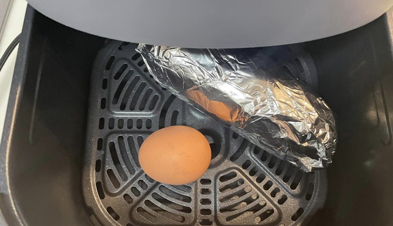 ノンフライヤーで焼きいもとゆで卵