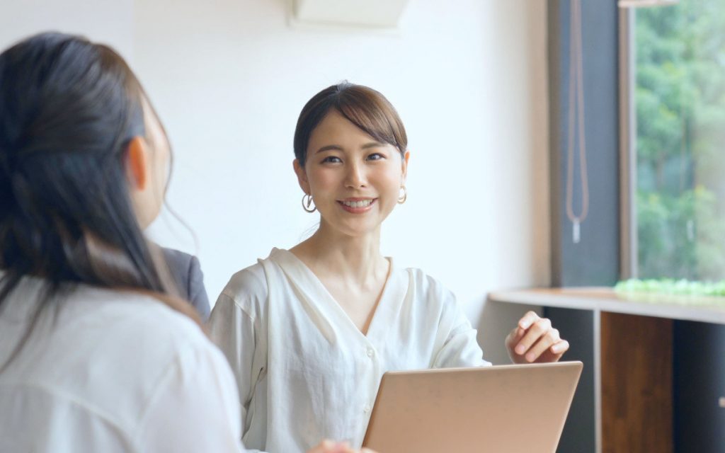 話術って？ 話術が上手い人の特徴や話術を鍛える手段などについて解説 Oggi.jp