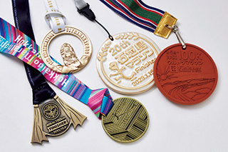 マラソン大会のメダル