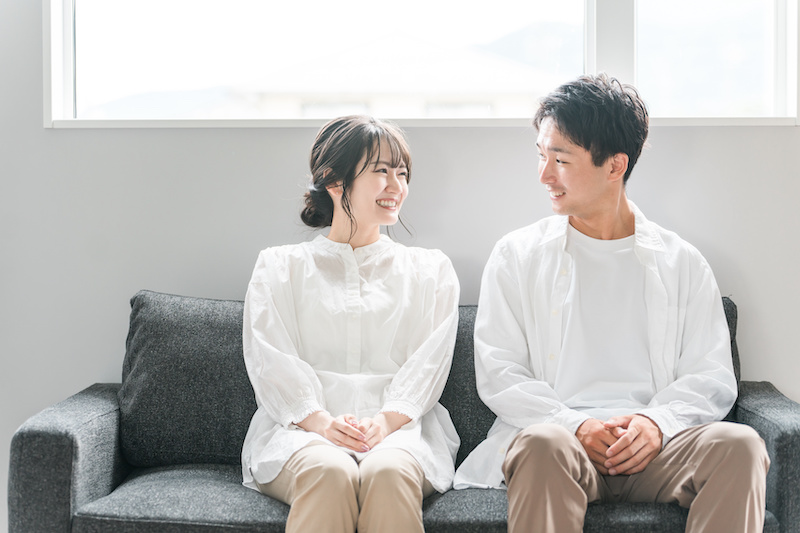 【男性100人に聞いた】彼女と「結婚の話」をするのに良いタイミングは？