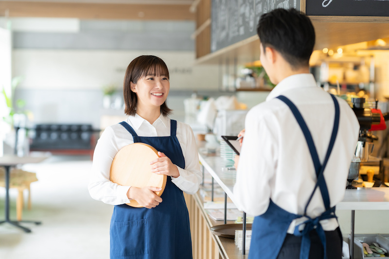 興味のない相手から「彼氏いる?」と聞かれたときの返答は?