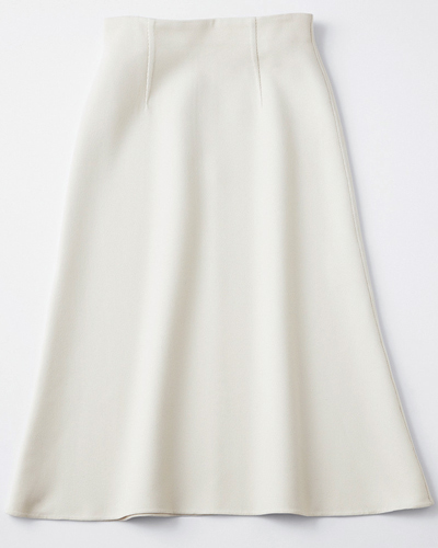 “martinique”の白スカート