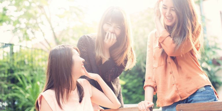もう迷わない!「思う」と「想う」どちらを使う? ビジネス・私信での使い方を紹介 | Oggi.jp