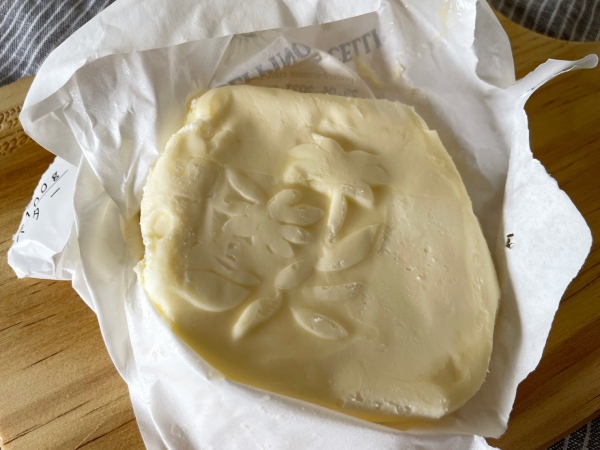 ベッピーノオッチェリの無塩バター