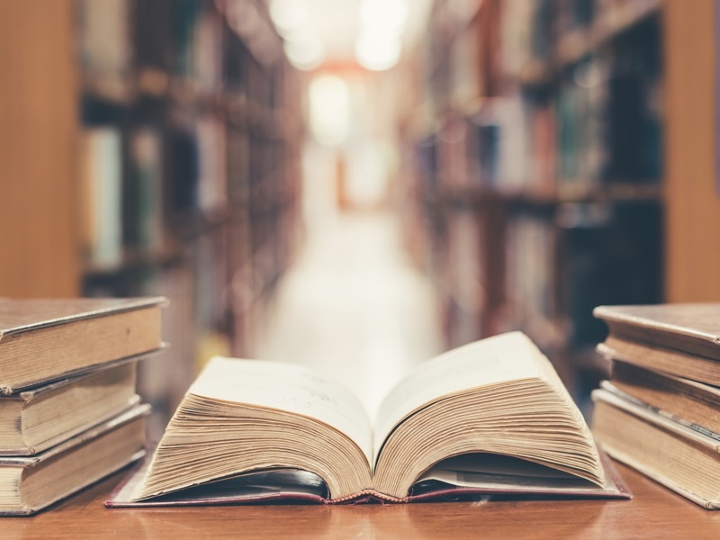 図書館と本
