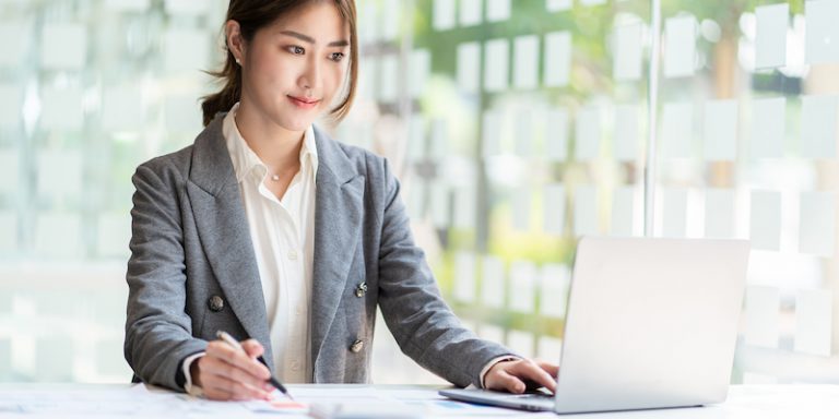 「前者・後者」の意味と使い方を整理|3つ以上を指す場合は何と言う? | Oggi.jp