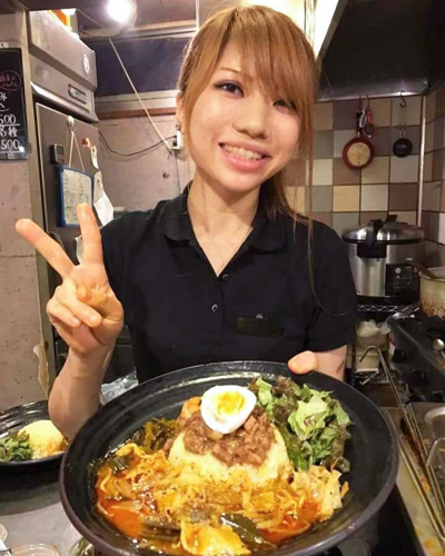 SPICY CURRY 魯珈の店主 齋藤絵理さん
