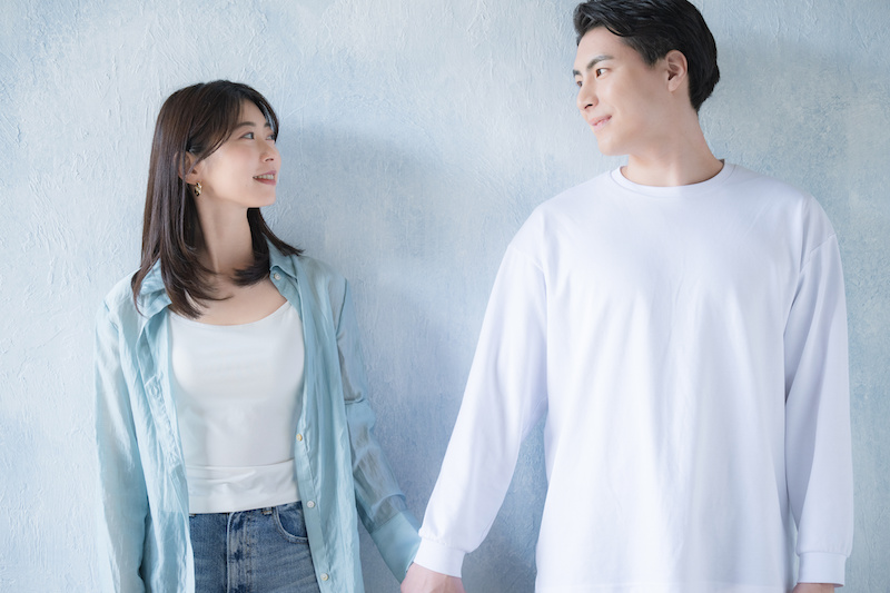 初めての彼氏と結婚するメリットとは