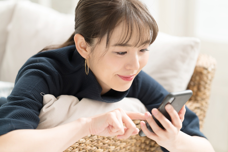 【男性100人に聞いた】モテる女子のLINEのメッセージとは？