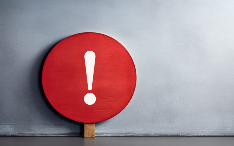 「石橋を叩いて渡る」の意味って？ 例文や似ていることわざ・反対語を紹介！ Oggi.jp