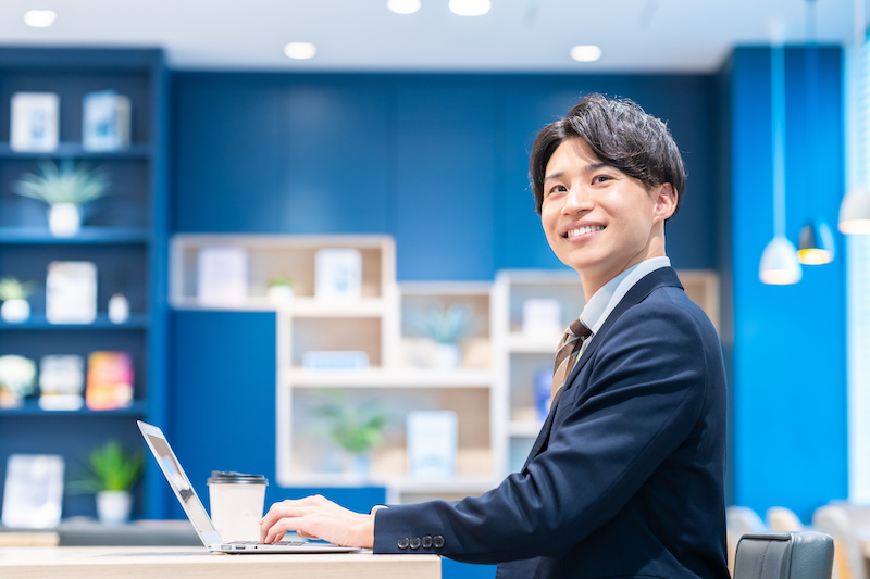 ちなみに… 先輩から好かれる後輩男性の特徴とは