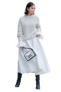 洋服のタックとは? タックの種類やタック入りアイテムのおすすめコーデを紹介【スタイリストが解説】 | Oggi.jp