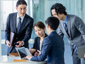 心機一転とは何かをきっかけに新たな気持ちになること|意味・使い方・例文・類語など | Oggi.jp