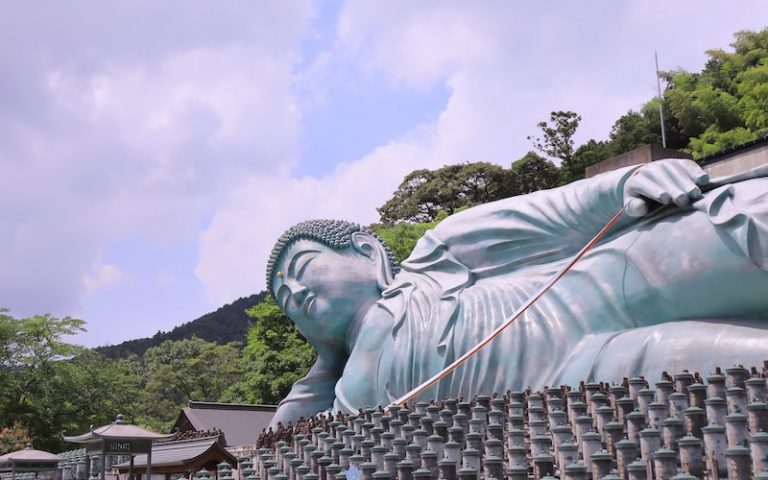 釈迦に説法とはどんなシーンで使う?言葉の由来や類義語・対義語を紹介 | Oggi.jp