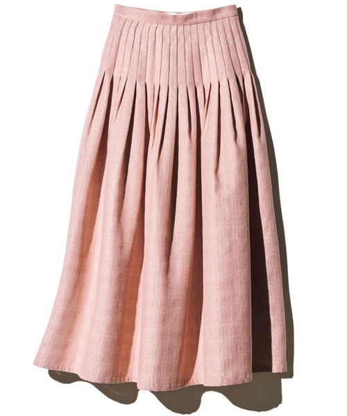 ピンクのフレアスカート