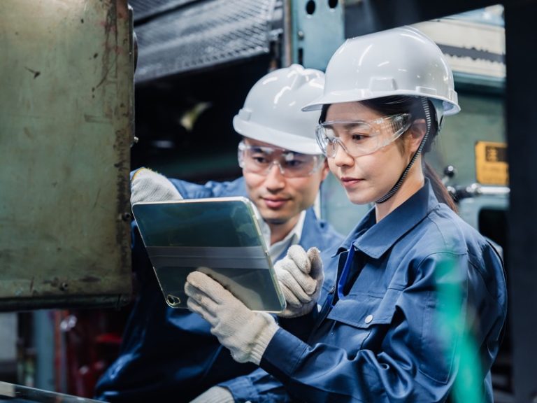 ビジネスにおける「内製化」とは? 外部委託との違いやデメリットを解説 | Oggi.jp