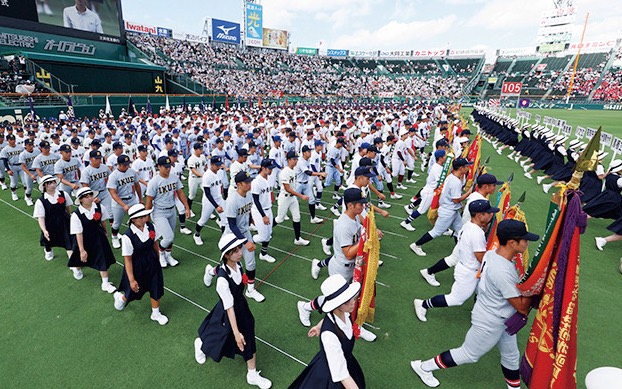 2023年の全国高校野球選手権大会開会式の様子