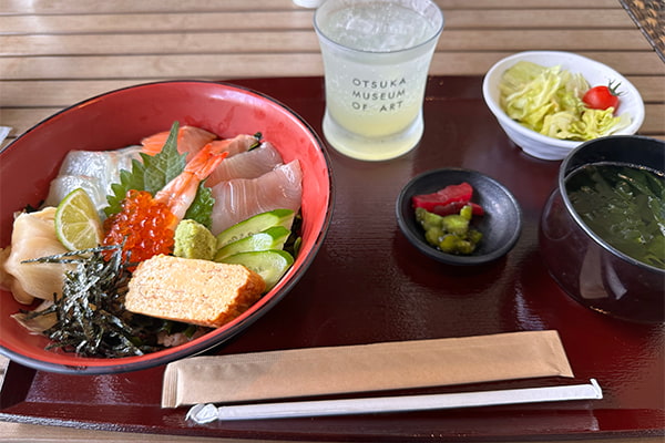 海鮮丼ランチ