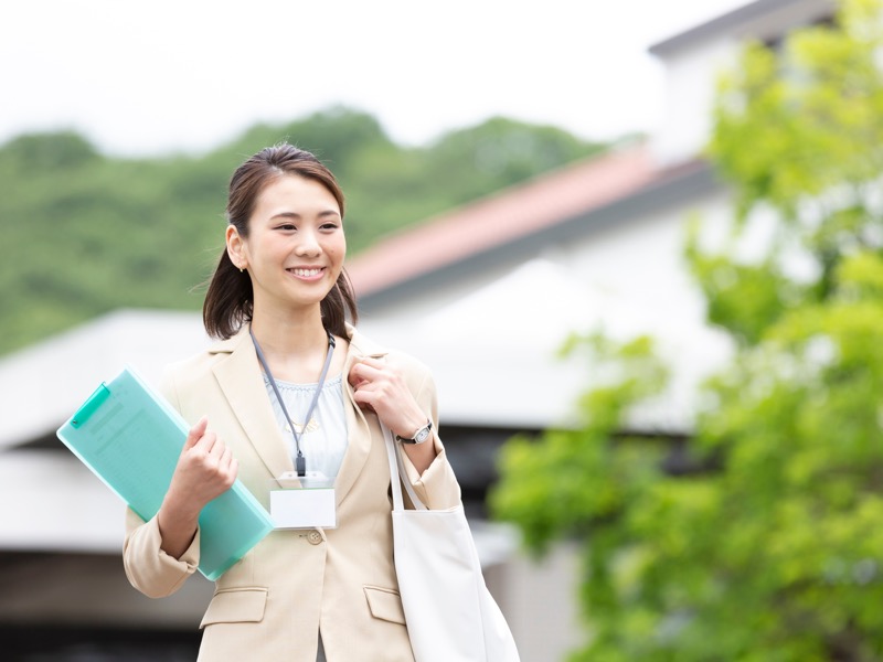 働く女性