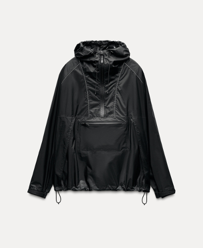 ▲WATERPROOF ANORAK￥19,990
通年活躍してくれるレインアノラック。