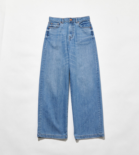 ▲23区DENIM サマー ストレート ワイド パンツ
レギュラー・Sサイズ¥22,000、Lサイズ¥23,100
カラー:ブリーチ、インディゴ