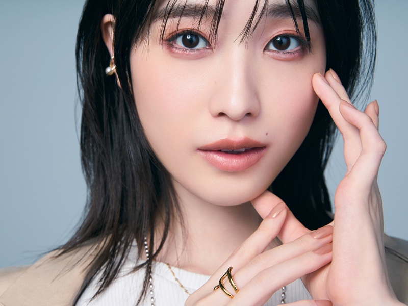 髙橋ひかる
