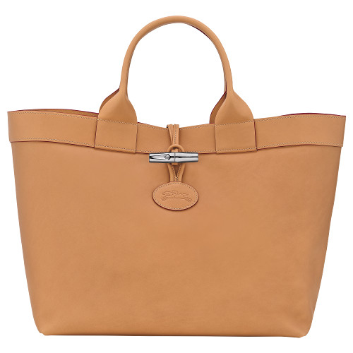 トートバッグ L¥200,200
※公式オンラインストア、フラッグシップストアのみでの展開予定
カラー:ヴェジェタル