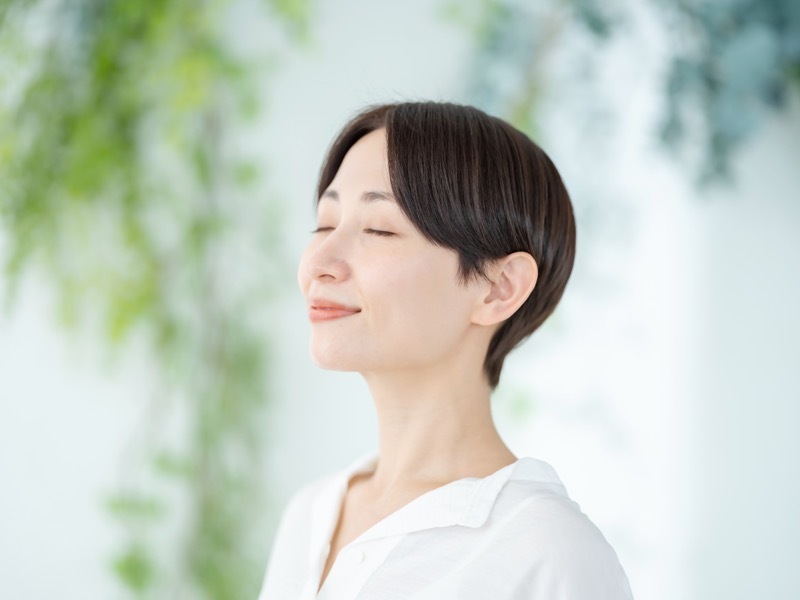 すがすがしい 女性