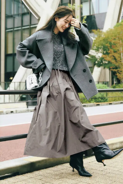 グレースカート×シルバートップス×グレーコート