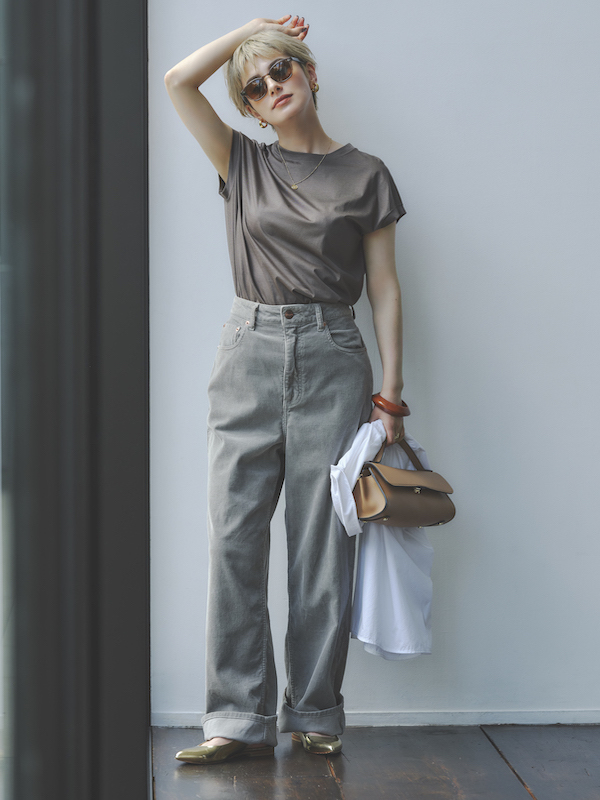 ニュアンストーンでまとめて大人っぽく