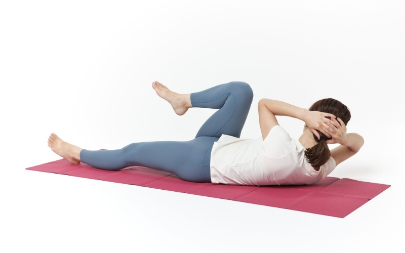 仰向け・ツイスト：便秘解消筋トレ②