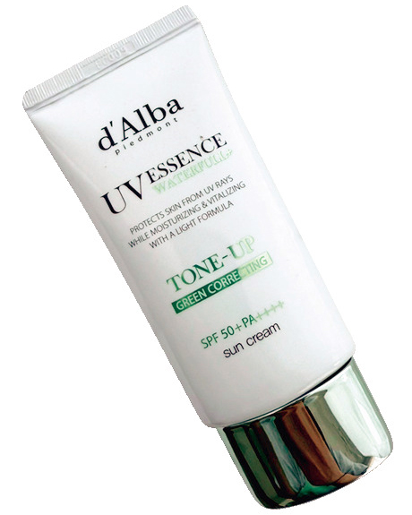 〝d'Alba〟のトーンアップサンクリーム